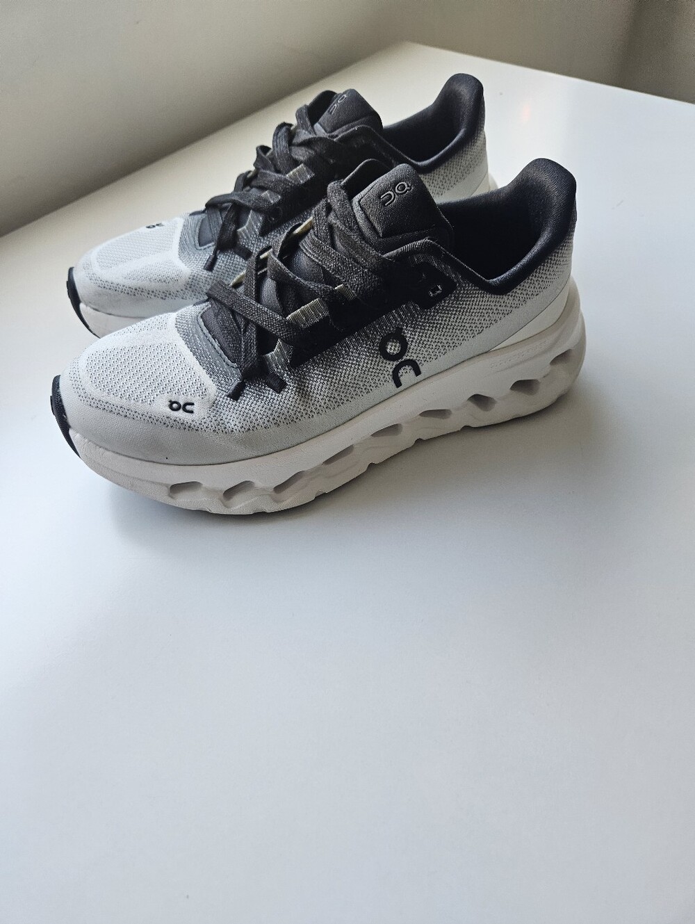 On Cloudtilt Black Ivory Cloudtech Phase Midsole Athletic Shoes - Picture 6 of 14